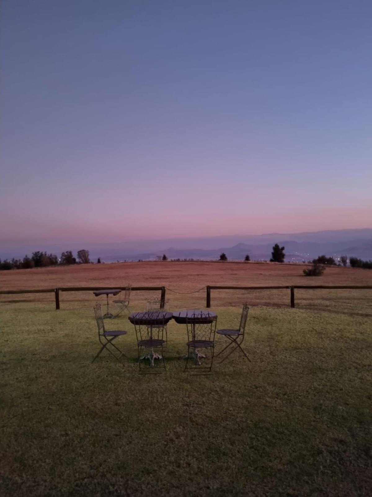 Гостьовий будинок Drakensberg Mountain Retreat Берґвілл Екстер'єр фото