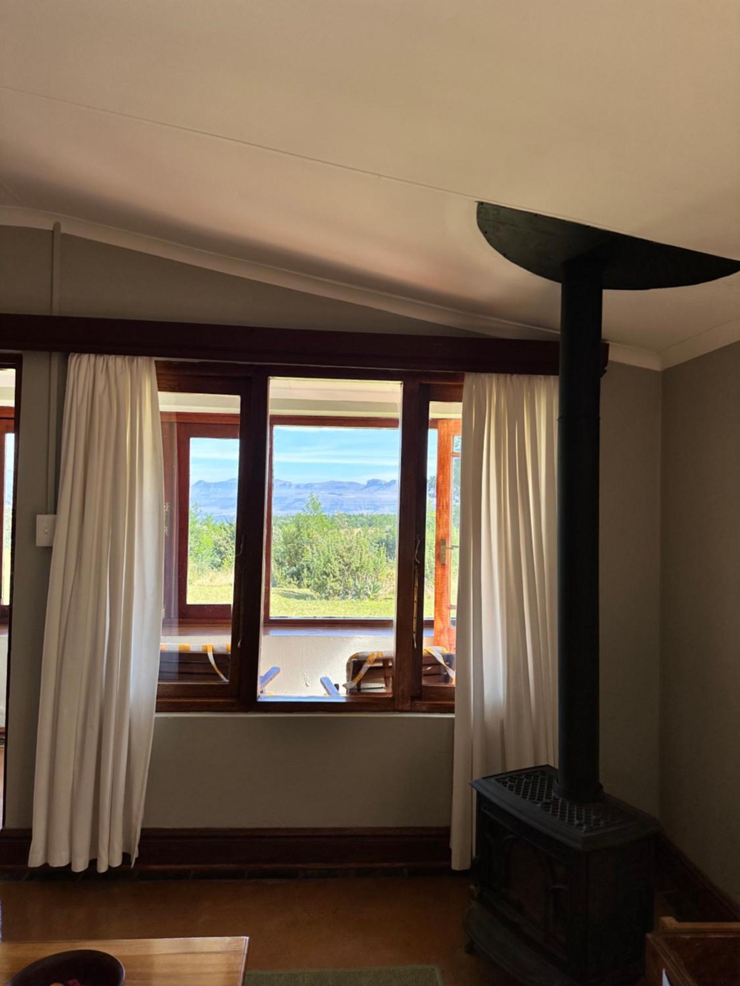 Гостьовий будинок Drakensberg Mountain Retreat Берґвілл Екстер'єр фото